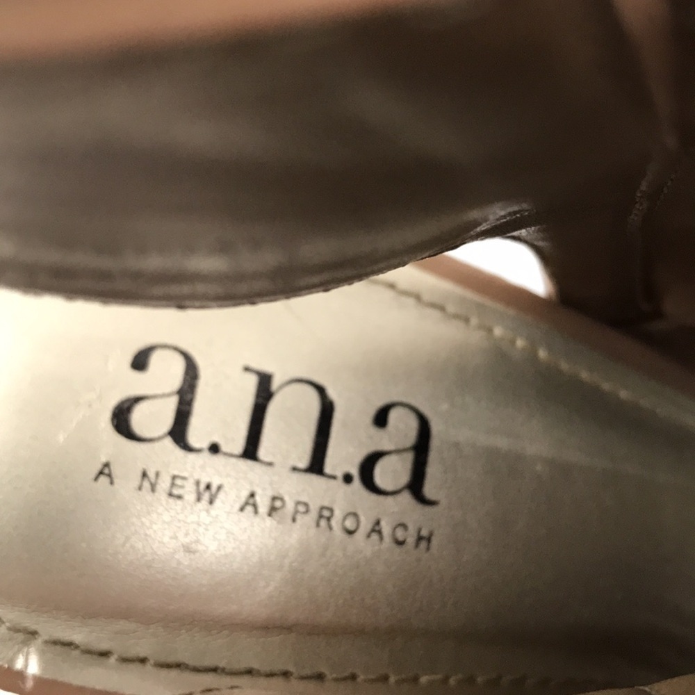 ANA TROUT—Wm’s Taupe Open Toe/Heel Mesh Ankle Sandals Stacked 3”Heel Side Zip—6M - Picture 3 of 16